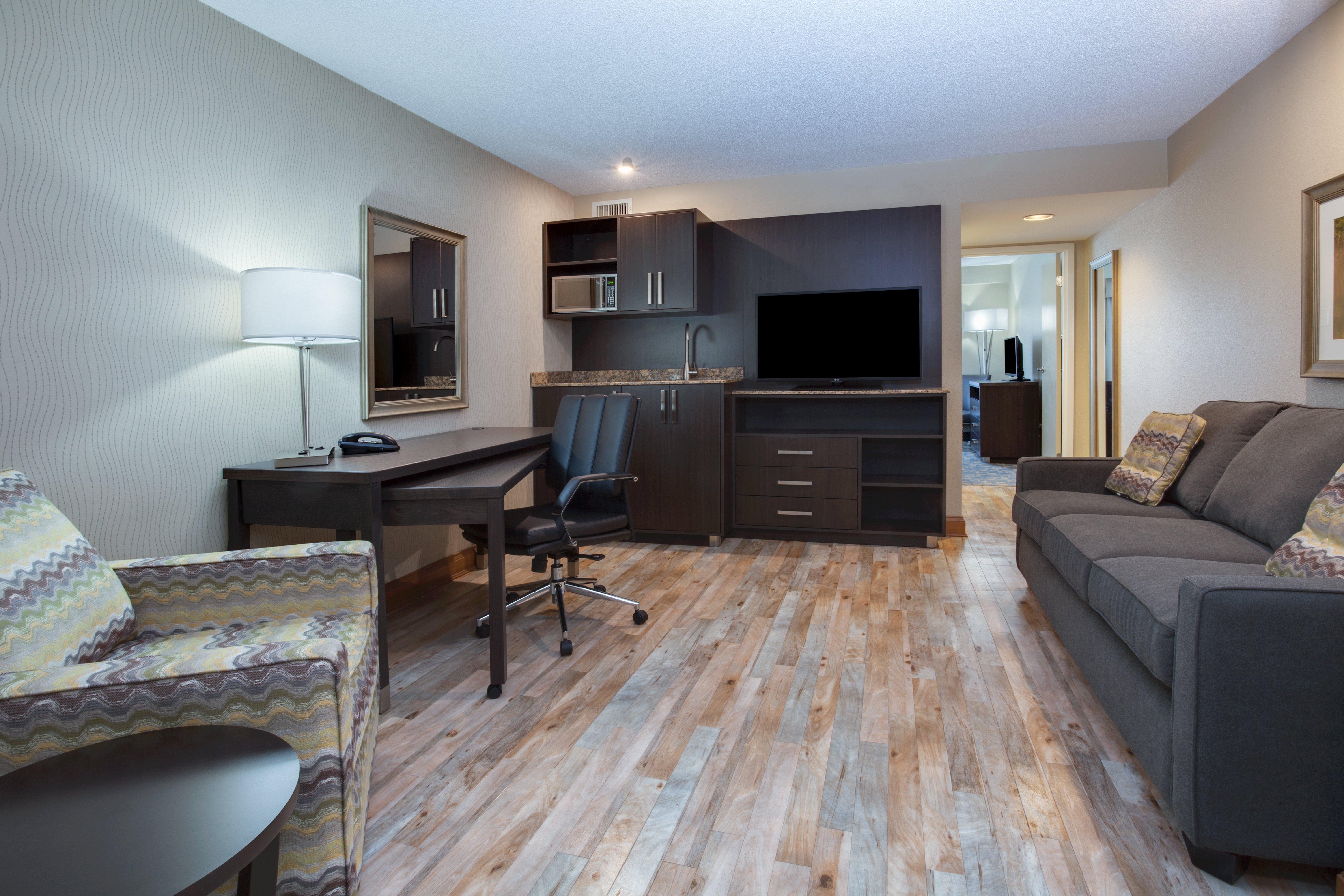 Holiday Inn Express Hotel & Suites Uptown Fredericton By Ihg Exteriör bild