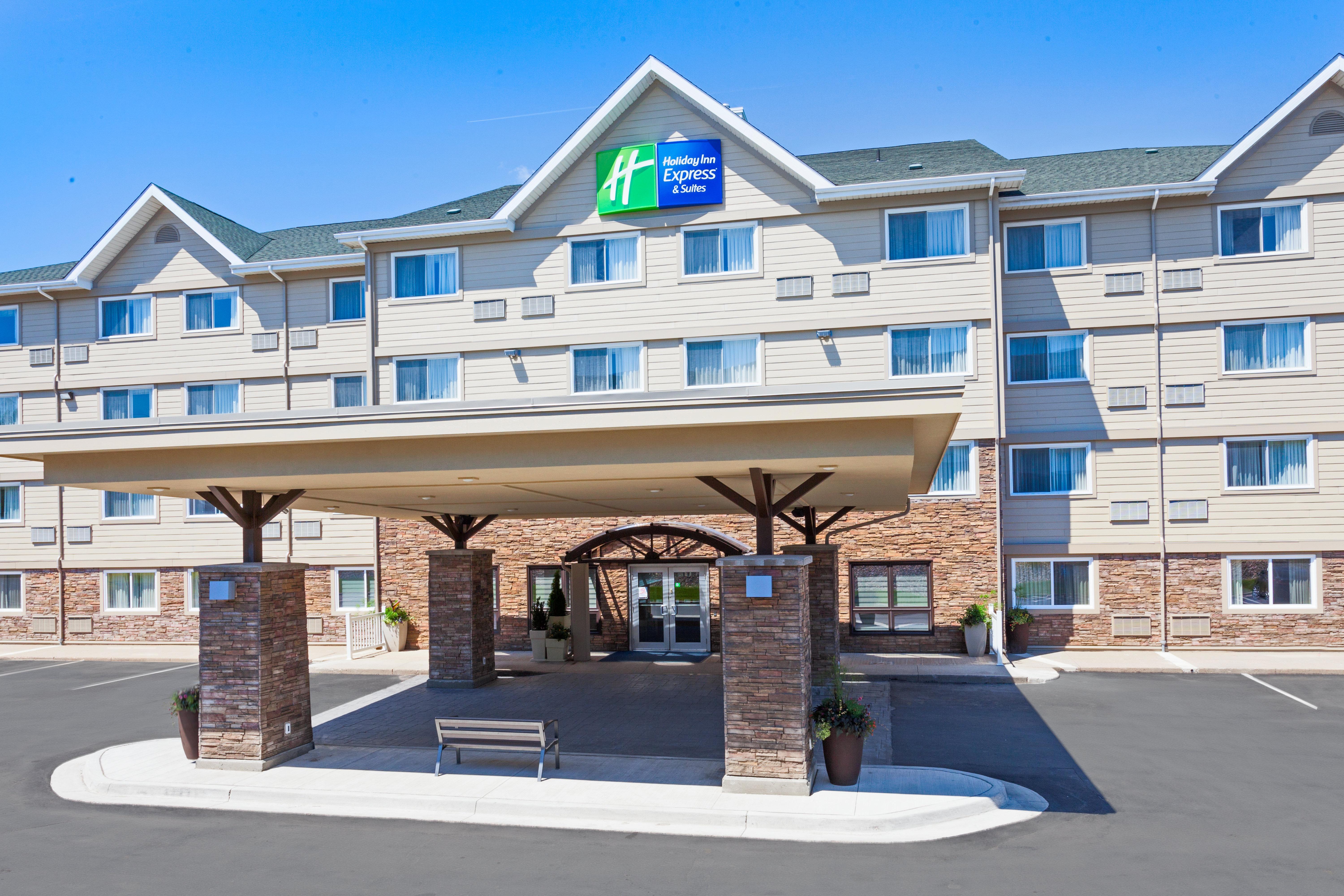 Holiday Inn Express Hotel & Suites Uptown Fredericton By Ihg Exteriör bild